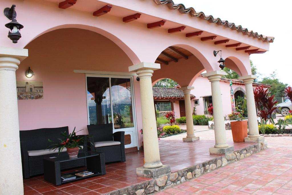 Hacienda El Pinar Del Viento Bed & Breakfast Villa de Leyva Dış mekan fotoğraf